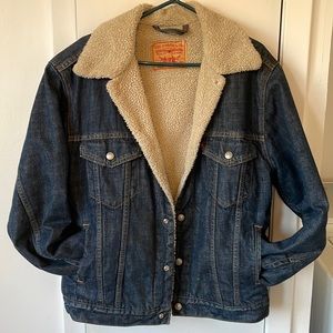Vintage fit Levi’s Denim Sherpa Jacket